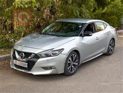 نيسان ماكسيما